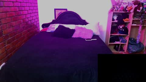 Snapshot of sunlight_7 chatting on 25, 12, 2024 sunny online show from 25, 12, 2024