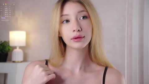 Lily online show from 22, 5, 2026