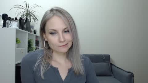 Naomi online show from 1, 1, 2025