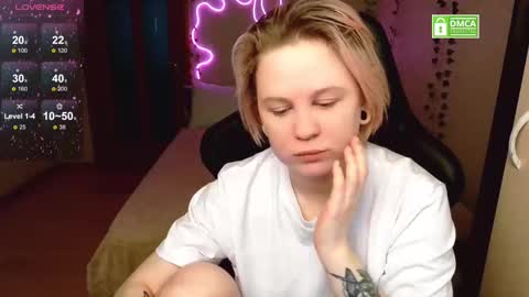 Snapshot of sunny_mood chatting on 3, 3, 2025 sunny mood online show from 3, 3, 2025