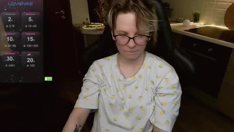 Snapshot of sunny_mood chatting on 5, 6, 2026 sunny mood online show from 5, 6, 2026