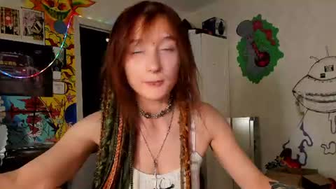 Snapshot of sunny_mouse chatting on 17, 7, 2026 Sunny online show from 17, 7, 2026