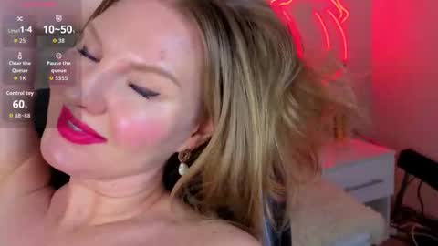 sunny_nicoleee online show from 9, 3, 2026