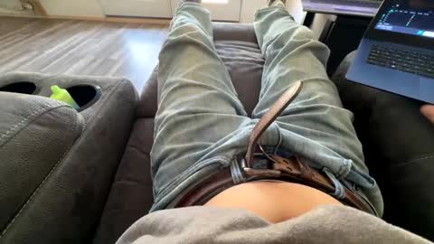 sunny valentine online show from 29, 1, 2025