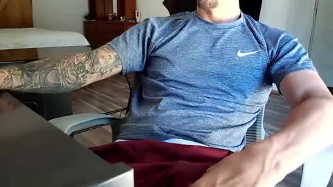 sunny valentine online show from 13, 10, 2025