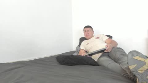 Snapshot of sunnyandevan chatting on 29, 1, 2025 Christian Vanessa online show from 29, 1, 2025