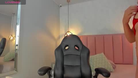  S U N N Y online show from 3, 3, 2026