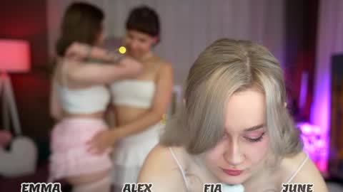 Fia  -  TG -  Mia -  Alice -  online show from 20, 9, 2025