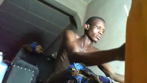 Sunnyblack2 online show from 4, 12, 2025