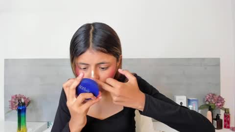 sunnywhitee online show from 9, 4, 2026