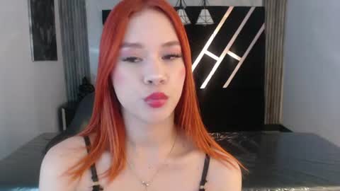 Snapshot of sunrise_ch chatting on 18, 7, 2026 Susana Mejia online show from 18, 7, 2026