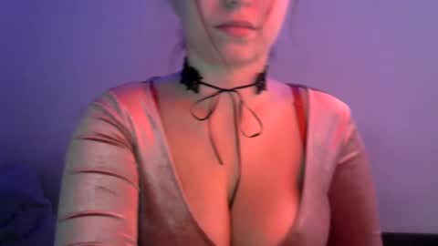 Snapshot of sunset_li chatting on 9, 4, 2026 Lisa online show from 9, 4, 2026