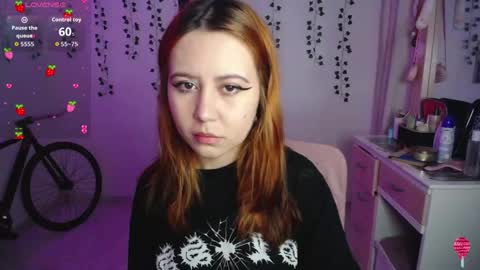 Snapshot of sunset_pienk chatting on 23, 10, 2025 Sunset online show from 23, 10, 2025