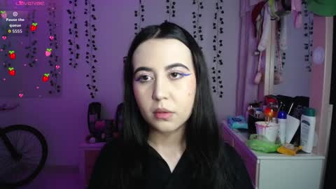 Snapshot of sunset_pienk chatting on 2, 12, 2025 Sunset online show from 2, 12, 2025