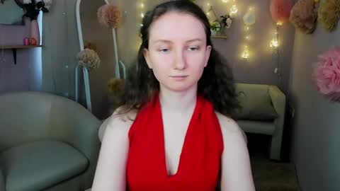 Snapshot of sunshine_blaze chatting on 4, 5, 2026 Alice online show from 4, 5, 2026