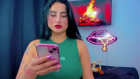 Andrea Rodriguez online show from 23, 2, 2026