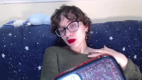 Hella online show from 25, 11, 2025