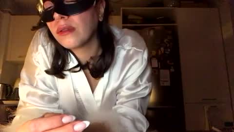 Snapshot of sunterra01 chatting on 9, 11, 2025 sunterra01 online show from 9, 11, 2025