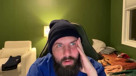 Snapshot of supbroitsmatt chatting on 18, 12, 2025 Matt online show from 18, 12, 2025