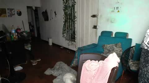 Snapshot of super_cute1 chatting on 5, 6, 2026 super_cute1 online show from 5, 6, 2026