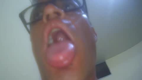 Snapshot of superboy977 chatting on 5, 4, 2026 superboy977 online show from 5, 4, 2026