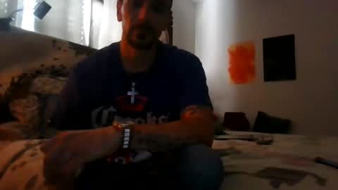 Snapshot of superd512 chatting on 12, 1, 2025 Guero Cash online show from 12, 1, 2025