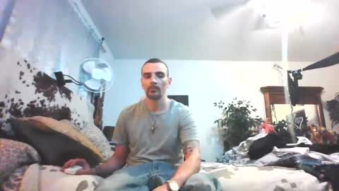 Snapshot of superd512 chatting on 3, 2, 2025 Guero Cash online show from 3, 2, 2025