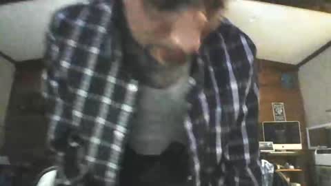 Snapshot of superd512 chatting on 18, 2, 2025 Guero Cash online show from 18, 2, 2025