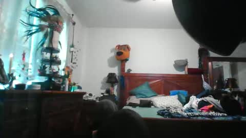 Snapshot of superd512 chatting on 19, 12, 2025 Guero Cash online show from 19, 12, 2025
