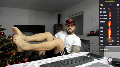 supermanboyxxl online show from 4, 12, 2025