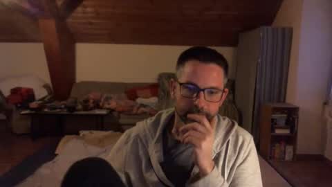 supersquirrel81 online show from 23, 11, 2025