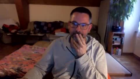 supersquirrel81 online show from 14, 3, 2026