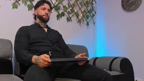 supreme_alpha_ online show from 12, 1, 2026