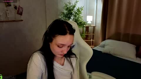 Annie online show from 30, 5, 2026
