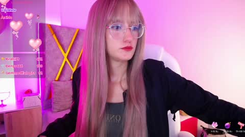 Snapshot of susan_hottye_ chatting on 18, 12, 2024 Susan online show from 18, 12, 2024