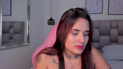 Snapshot of susan_sweet7 chatting on 12, 11, 2025 Susan online show from 12, 11, 2025