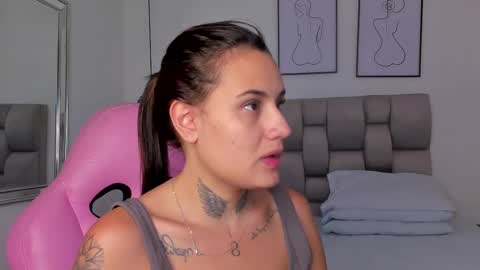 Snapshot of susan_sweet7 chatting on 17, 11, 2025 Susan online show from 17, 11, 2025