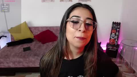 Snapshot of susanahendrix chatting on 1, 11, 2025 Susana hendrix online show from 1, 11, 2025