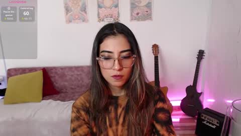 Snapshot of susanahendrix chatting on 20, 11, 2025 Susana hendrix online show from 20, 11, 2025