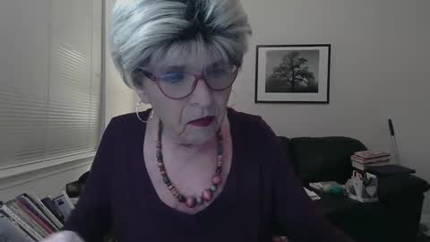 Snapshot of susanandlisa chatting on 19, 2, 2025 sexualsusan online show from 19, 2, 2025