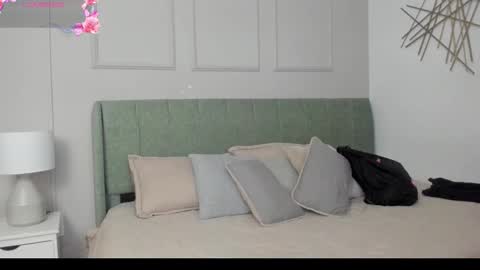 Amelia  online show from 27, 3, 2026