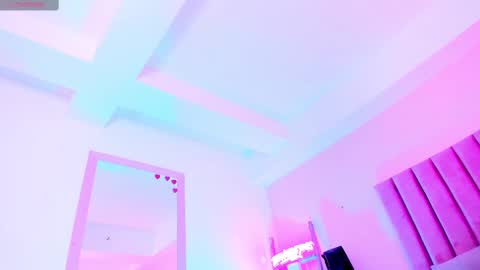 Snapshot of sussan_nicolle1 chatting on 11, 2, 2025 Sussan Nicole online show from 11, 2, 2025