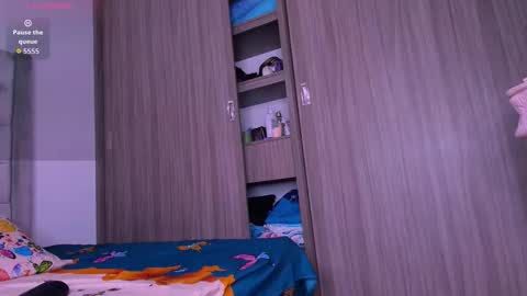 Andrea online show from 4, 12, 2025