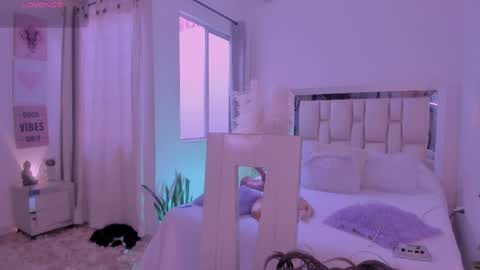 Snapshot of sussy_bell_ chatting on 24, 4, 2026 sussy_bell_ online show from 24, 4, 2026