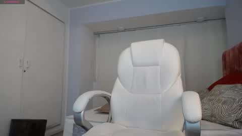 Snapshot of sussy_leon chatting on 12, 12, 2024 sussy leon online show from 12, 12, 2024