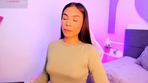 Snapshot of sussy_sweet4u chatting on 9, 11, 2025 sussy_sweet4u online show from 9, 11, 2025