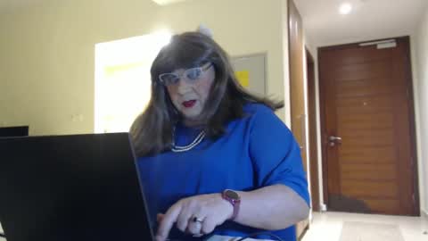 My name is Sissy or more fully Suzanna Aprilia Maria Mariquita Catarina Chinita Banci. Soy una puta - que chimba ladybug online show from 17, 4, 2026