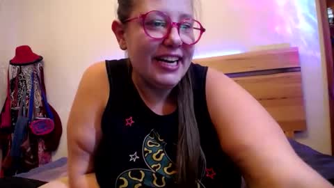 suzie stardust online show from 15, 1, 2026