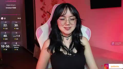 Snapshot of suzumi_ chatting on 3, 12, 2024 Jadde online show from 3, 12, 2024
