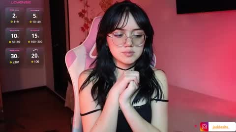 Snapshot of suzumi_ chatting on 3, 12, 2024 Jadde online show from 3, 12, 2024